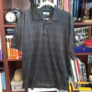 Men’s short sleeved golf shirt